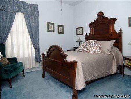Hall Place Bed & Breakfast Glasgow Room photo